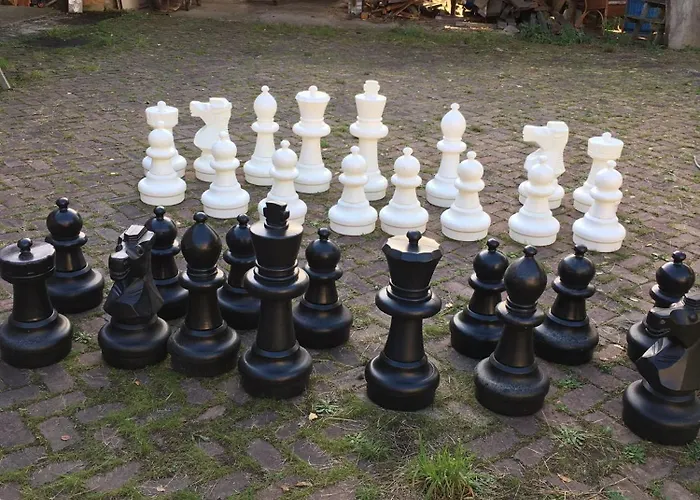 Het Werkhuis, Terug In De Tijd