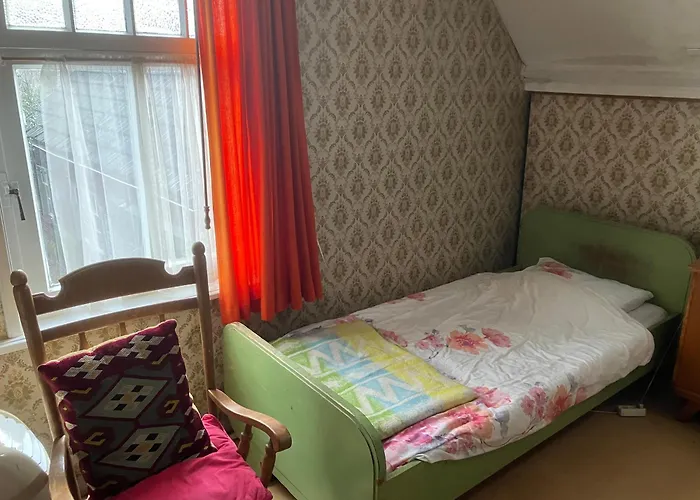 Het Werkhuis, Terug In De Tijd