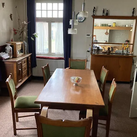 홈스테이 Het Werkhuis, Terug In De Tijd *