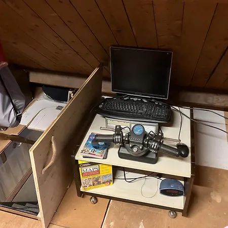 Проживание в семье Het Werkhuis, Terug In De Tijd