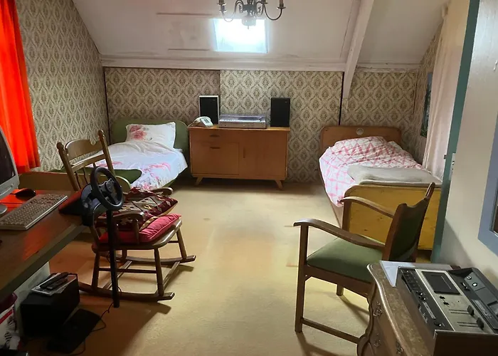 Het Werkhuis, Terug In De Tijd Уден