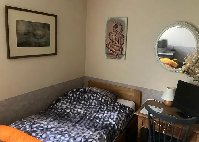 Het Werkhuis, Terug In De Tijd * Уден